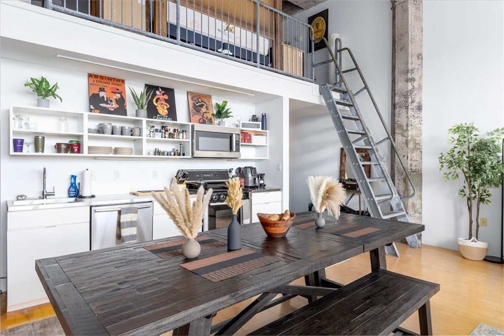 156 Porter St #320, Boston, MA Photo #9