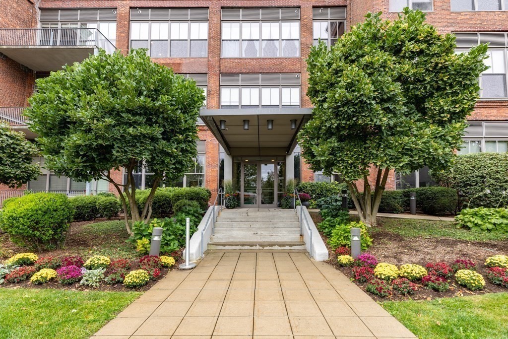 156 Porter St #320, Boston, MA Photo #16