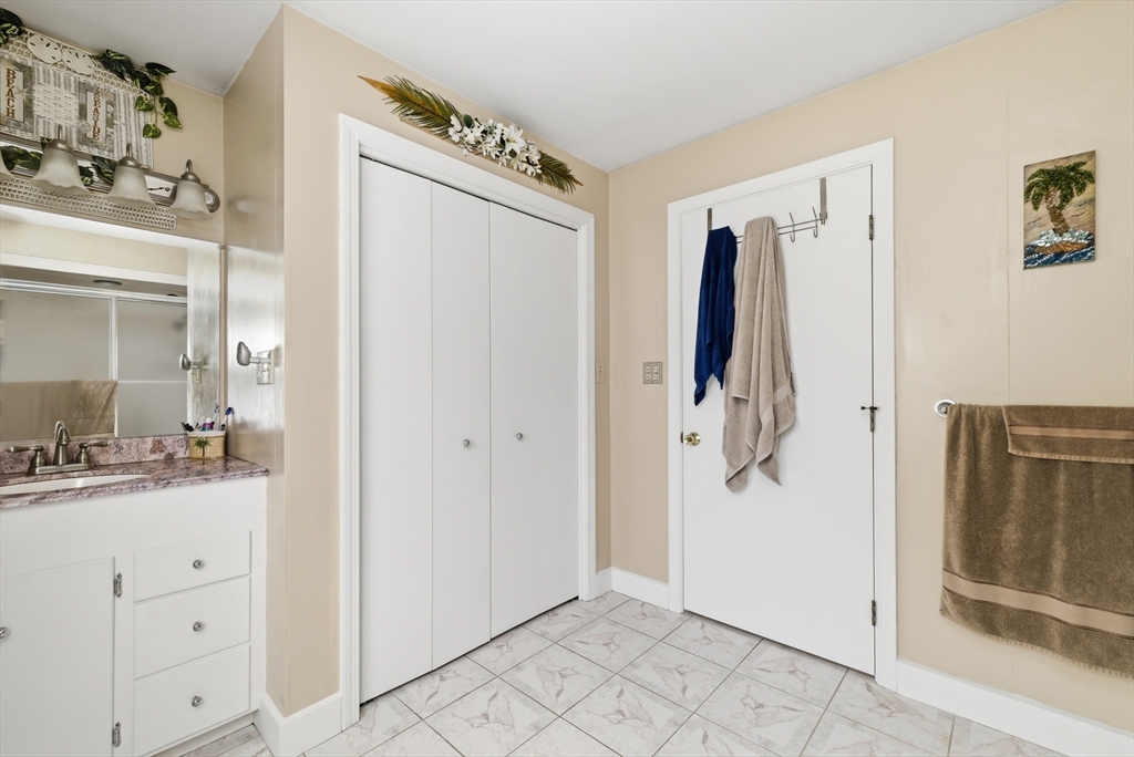 284 N Woodstock Rd, Southbridge, MA, 284 N Woodstock Rd, Southbridge, MA Photo #19