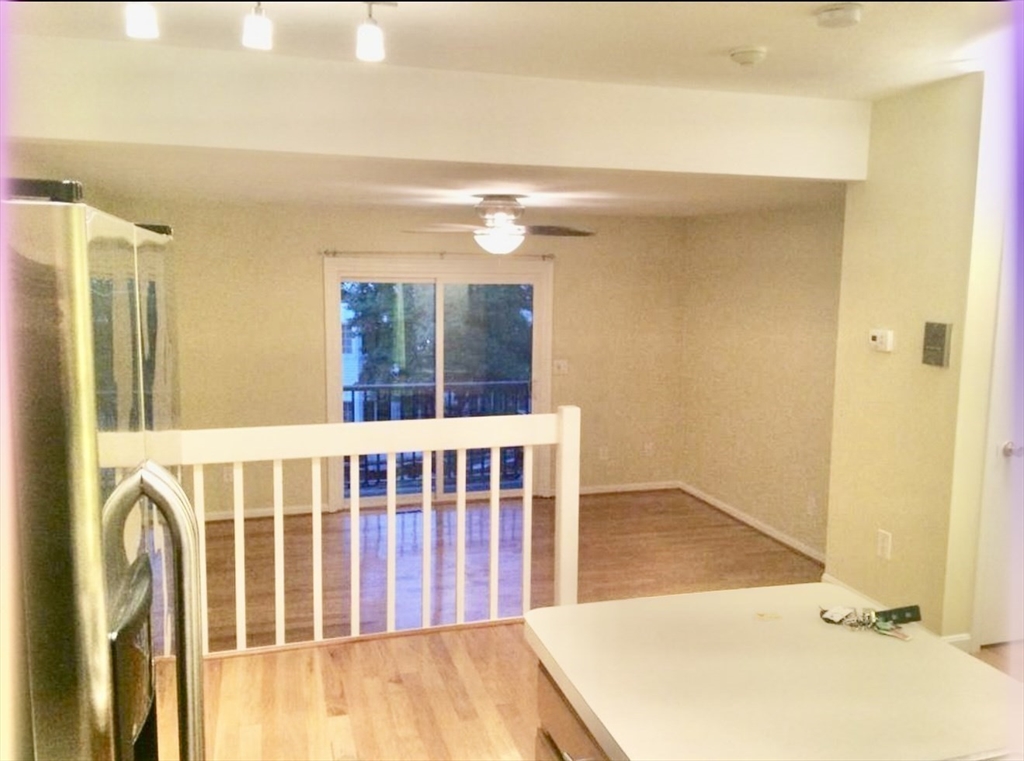121 Tall Oaks Dr F