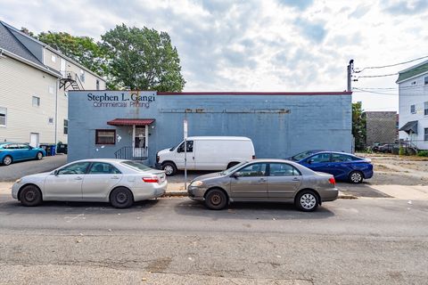 Photo of 17 Kensington Avenue, Somerville, MA 02145 (MLS # 73504113)