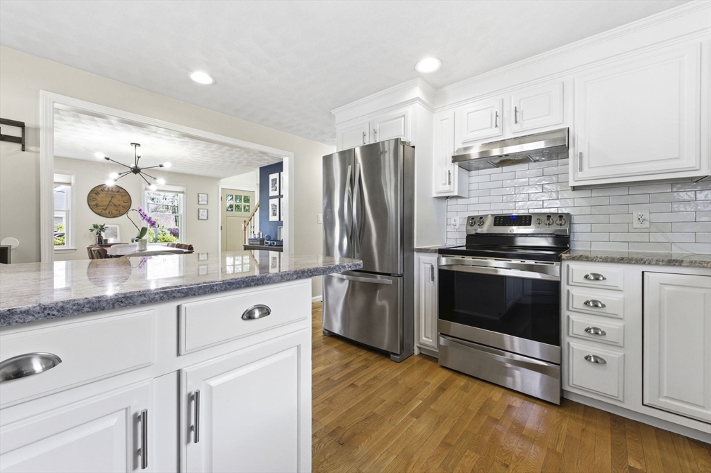 42 Pinewood Ave