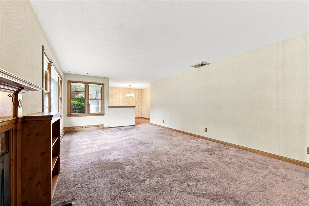 774 Shaker Rd, Longmeadow, MA, 774 Shaker Rd, Longmeadow, MA Photo #11