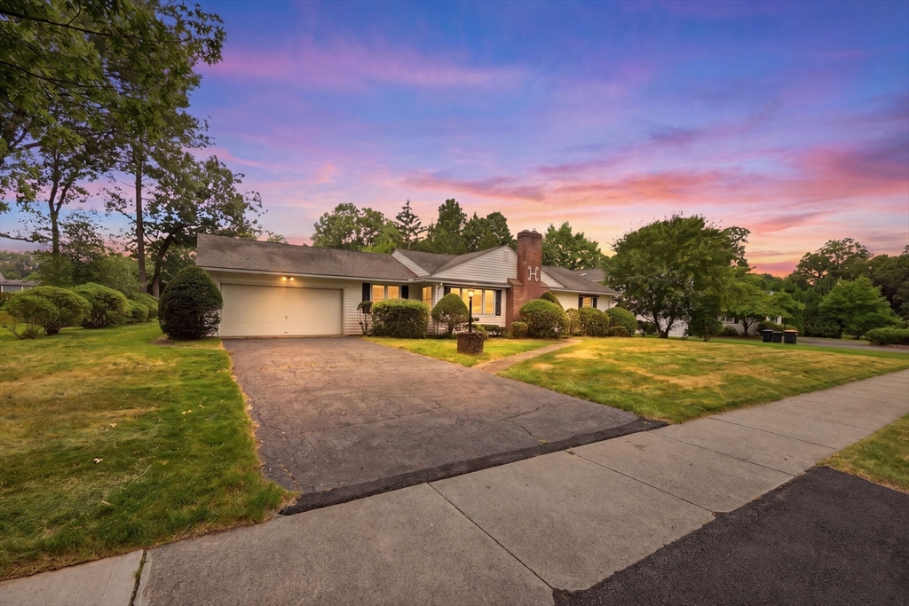 774 Shaker Rd, Longmeadow, MA, 774 Shaker Rd, Longmeadow, MA Photo #1