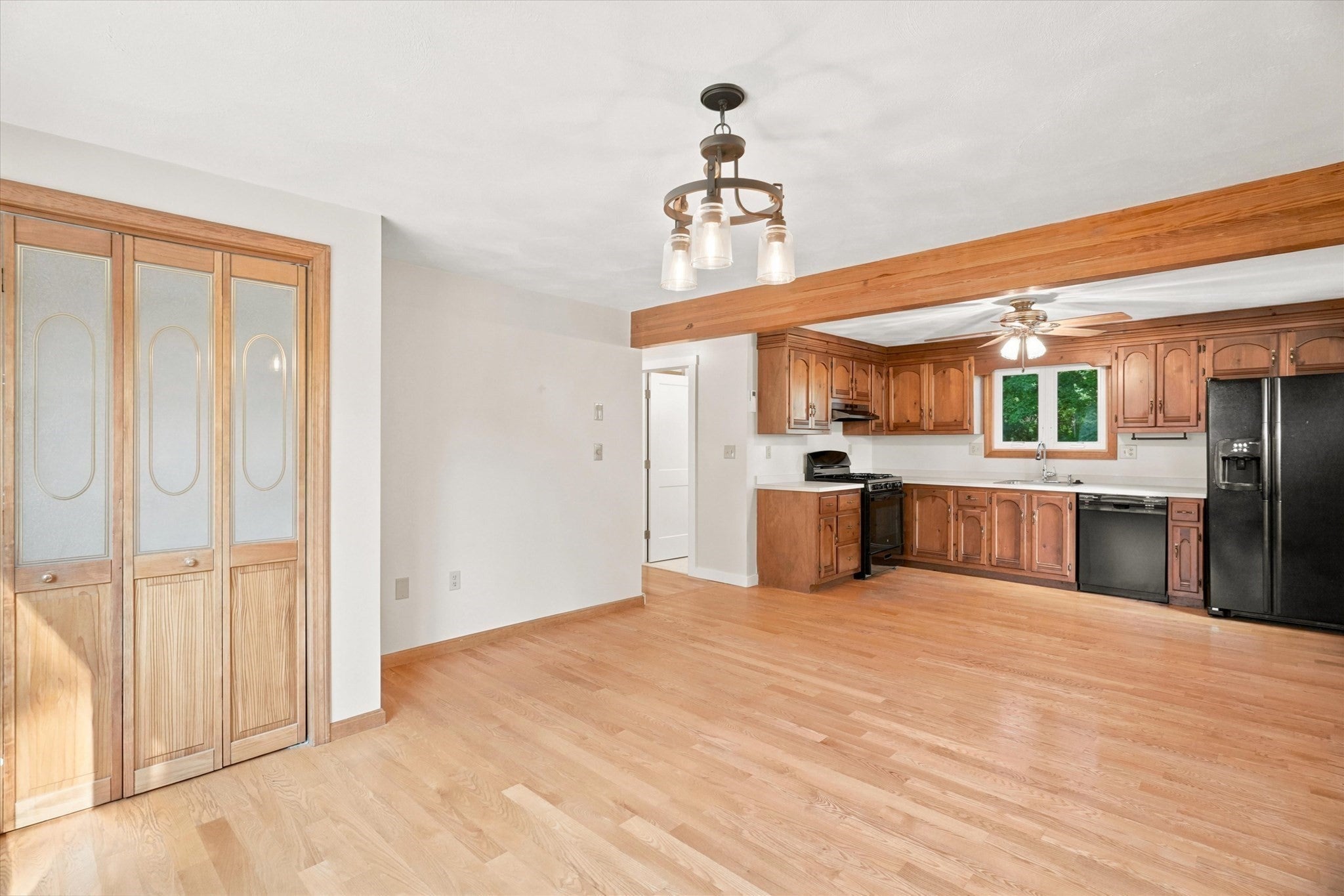 21 Pumpkin Lane, Tewksbury, MA, 21 Pumpkin Lane, Tewksbury, MA Photo #4