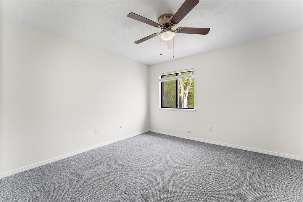 42 Village Brook Ln #42, Natick, MA Photo #13