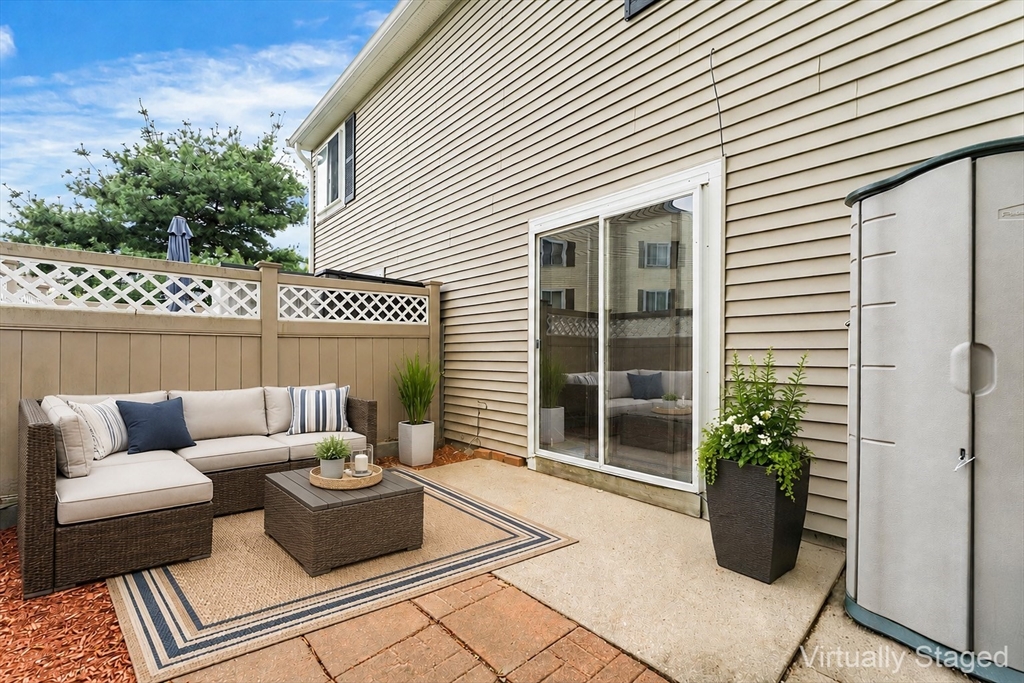 42 Village Brook Ln #42, Natick, MA Photo #9