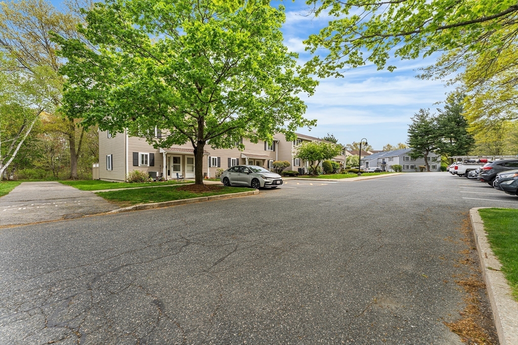 42 Village Brook Ln #42, Natick, MA Photo #24