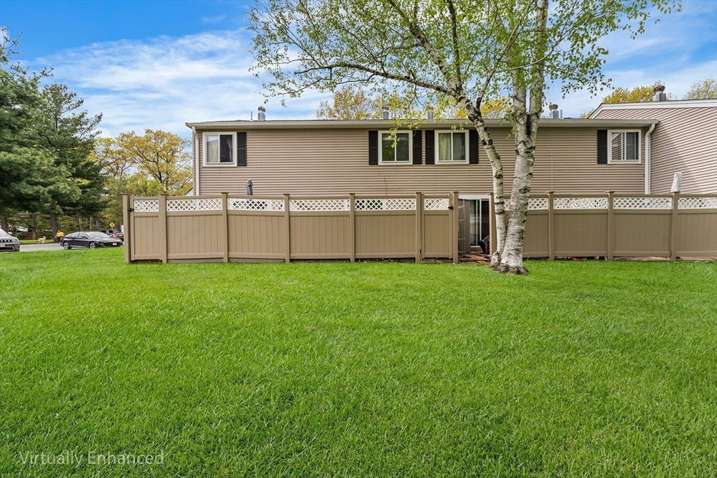 42 Village Brook Ln #42, Natick, MA Photo #21