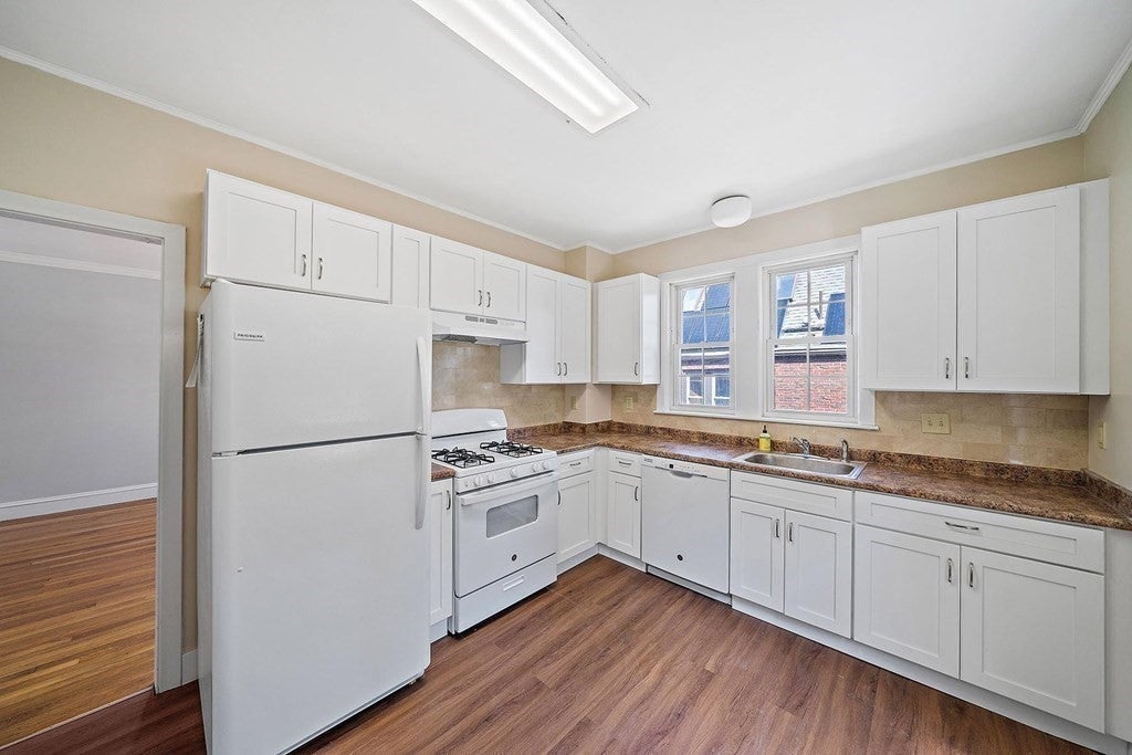 54 Crosby Rd #2, Newton, MA, 54 Crosby Rd #2, Newton, MA Photo #12
