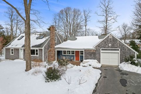 44 Elvira Ave Falmouth MA 02540