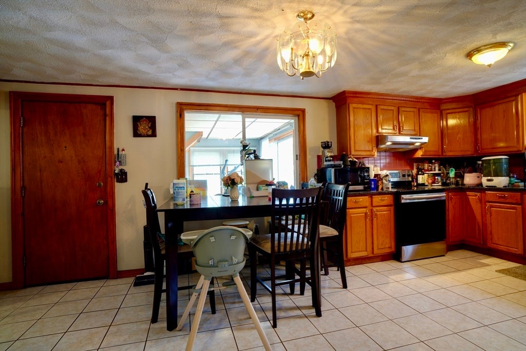 79 Pratt Ave, Lowell, MA, 79 Pratt Ave, Lowell, MA Photo #6
