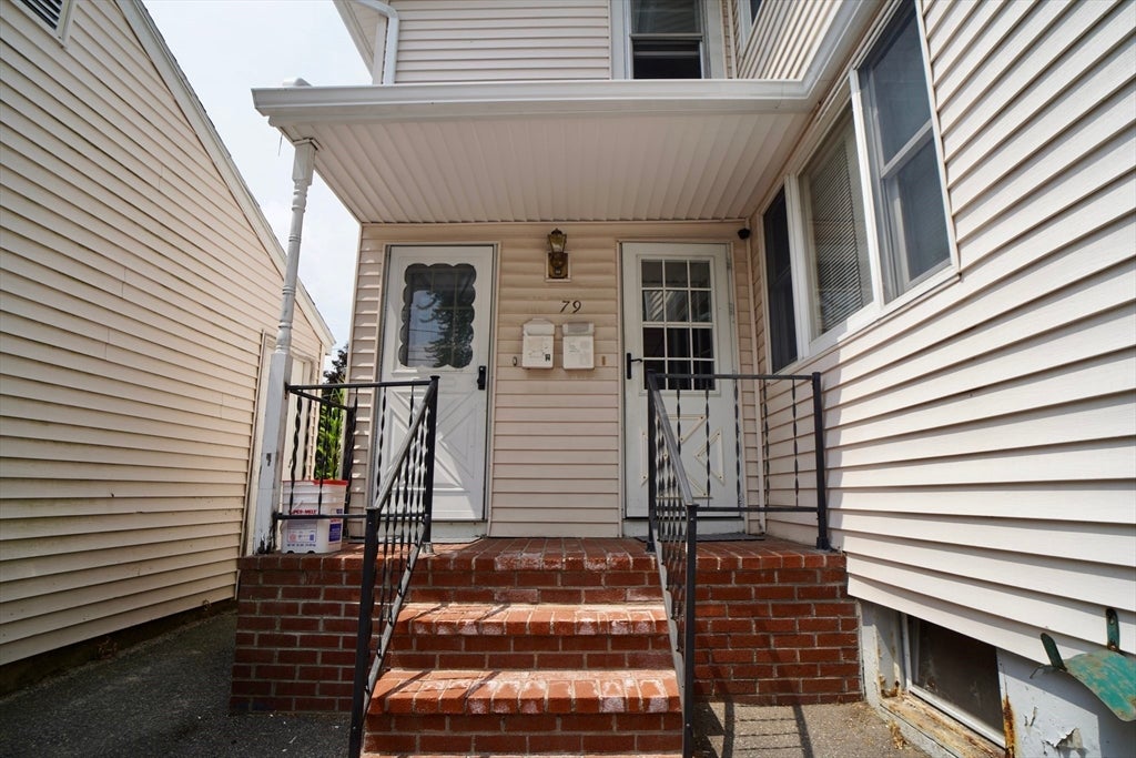 79 Pratt Ave, Lowell, MA, 79 Pratt Ave, Lowell, MA Photo #3