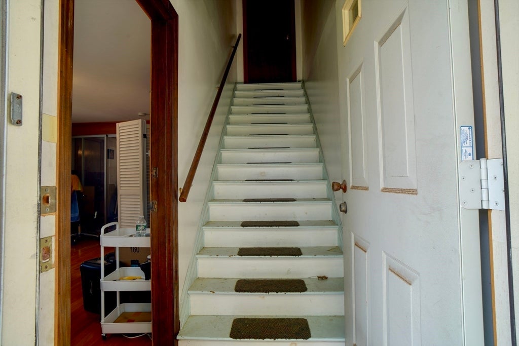 79 Pratt Ave, Lowell, MA, 79 Pratt Ave, Lowell, MA Photo #35