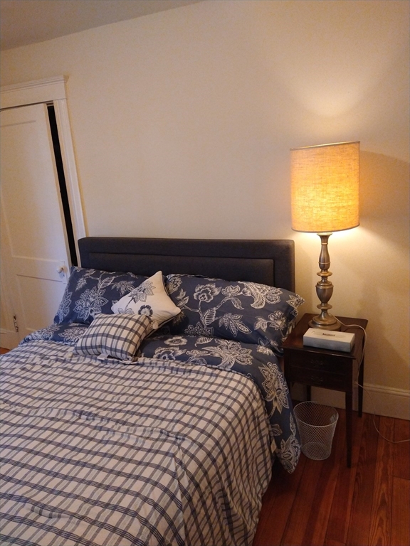 Dedham, Massachusetts 02026, United States, 3 Bedrooms Bedrooms, ,1 BathroomBathrooms,Residential,Active,114009