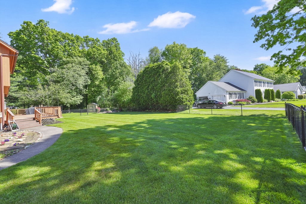 38 Evergreen Dr