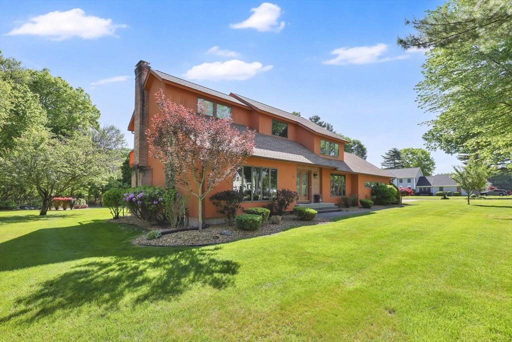 38 Evergreen Dr