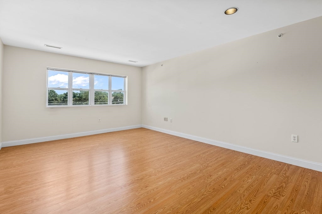 140 Railroad Ave #B403, Norwood, MA, 140 Railroad Ave #B403, Norwood, MA Photo #10