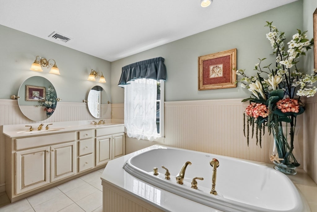 341 Pinehurst Dr #341, East Longmeadow, MA, 341 Pinehurst Dr #341, East Longmeadow, MA Photo #24