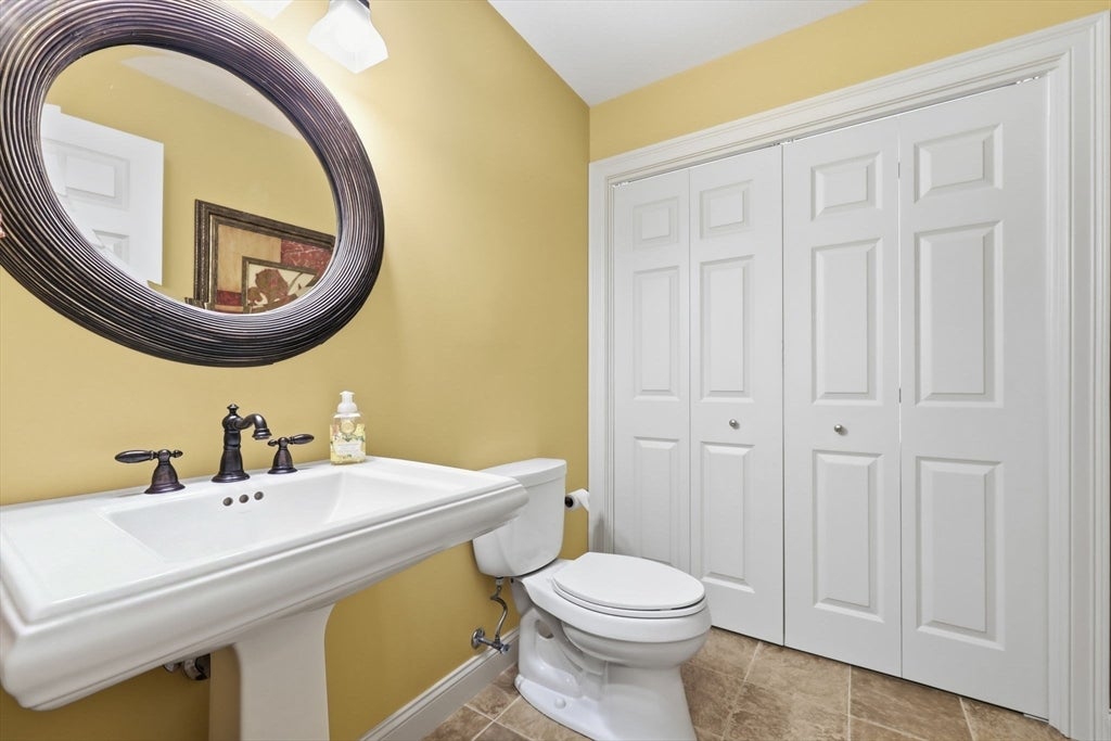 341 Pinehurst Dr #341, East Longmeadow, MA, 341 Pinehurst Dr #341, East Longmeadow, MA Photo #17