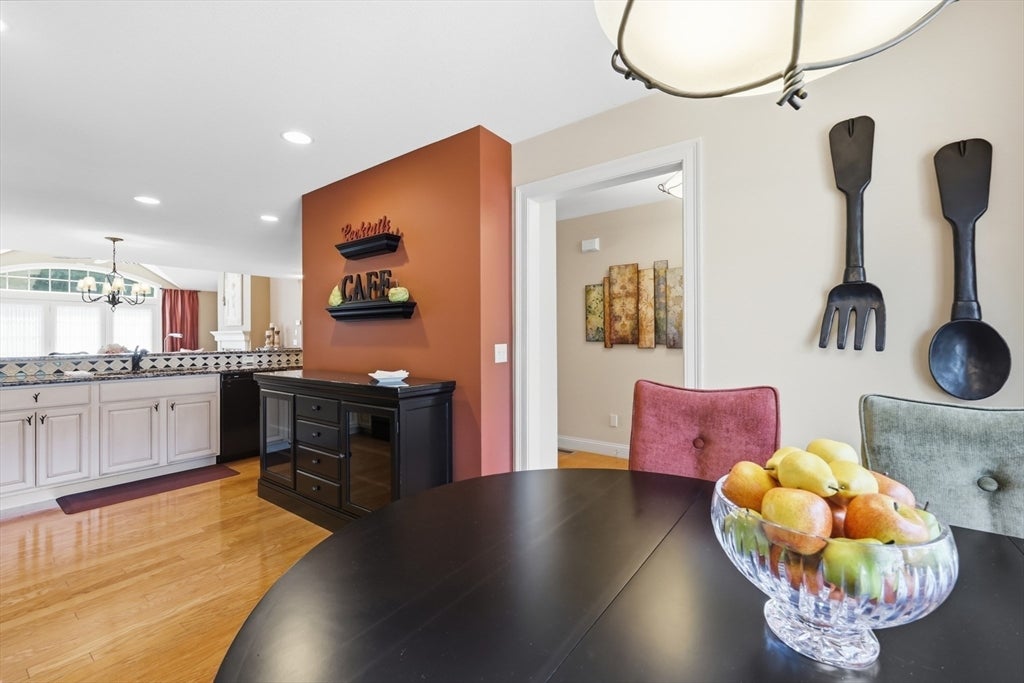 341 Pinehurst Dr #341, East Longmeadow, MA, 341 Pinehurst Dr #341, East Longmeadow, MA Photo #9