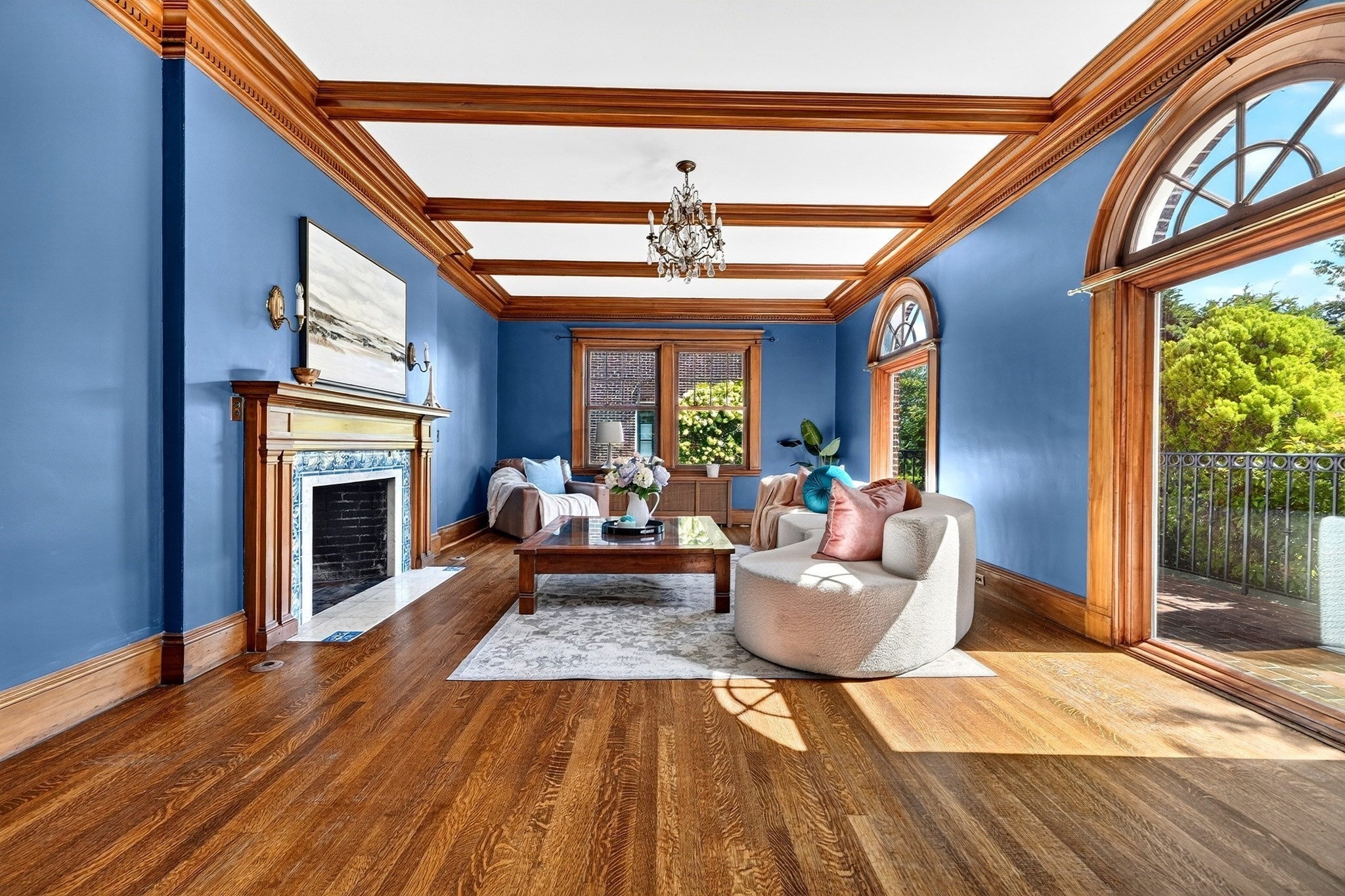 127 Commonwealth Ave