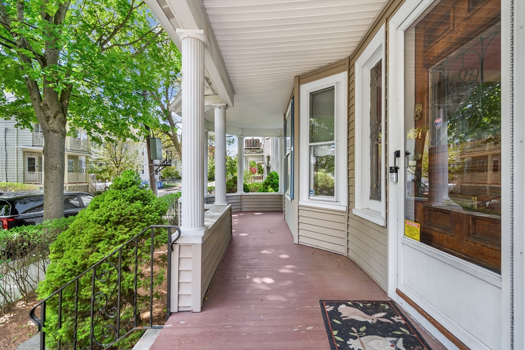 48 Palmer St, Arlington, MA Photo #3