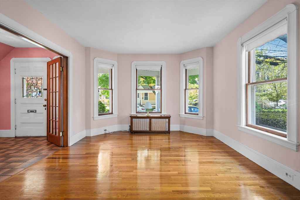 48 Palmer St, Arlington, MA Photo #5