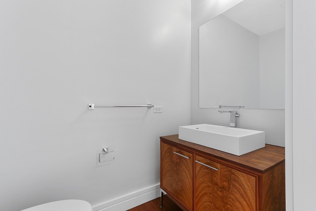 1 Dalton St 3108