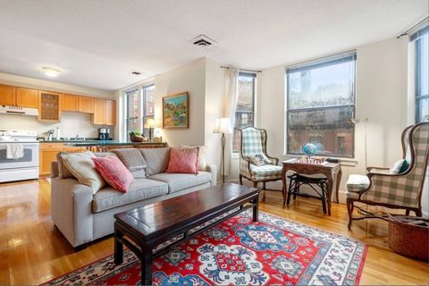 Photo of 199 Marlborough St #303, Boston, MA 02116 (MLS # 73510331)