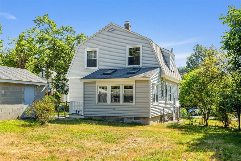 16 Tremont Street