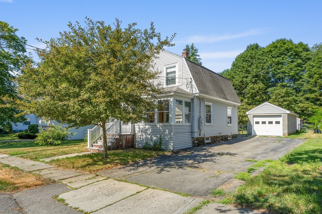 16 Tremont Street
