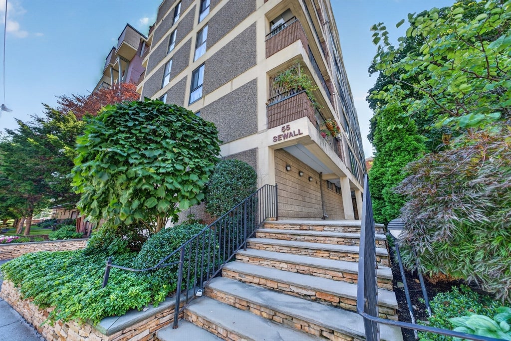55 Sewall Ave #PHB, Brookline, MA Photo #22