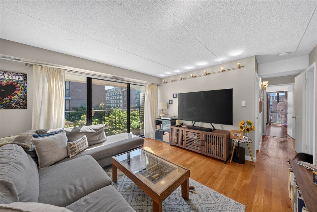 55 Sewall Ave PHB
