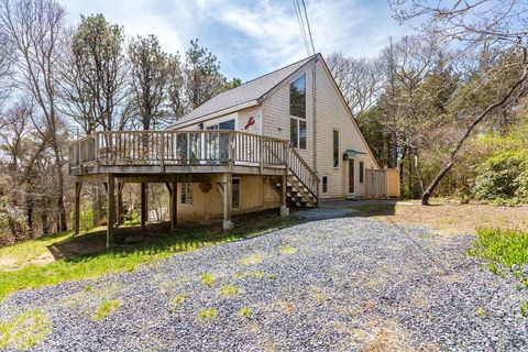 14 Lindas Ln Orleans MA 02653