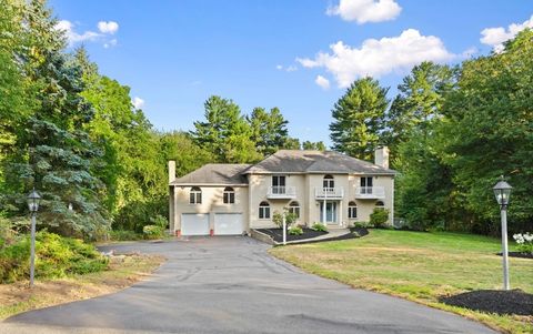 127 Tucker Farm Rd North Andover MA 01845