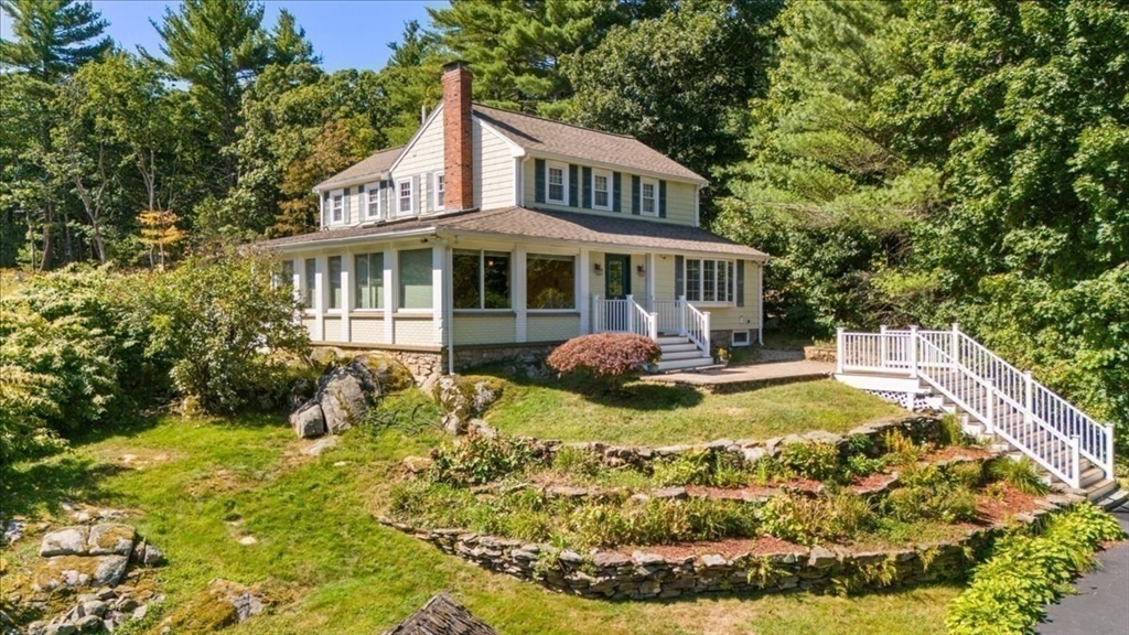16 Indian Ln