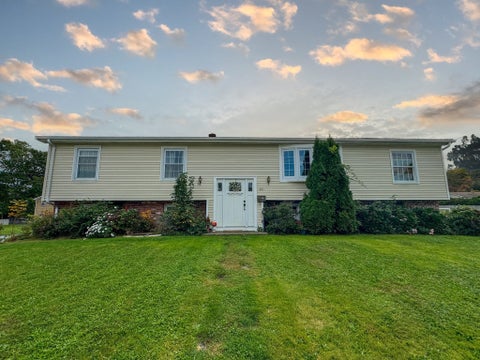 Photo of 601 Wood St, Somerset, MA 02726 (MLS # 73596381)
