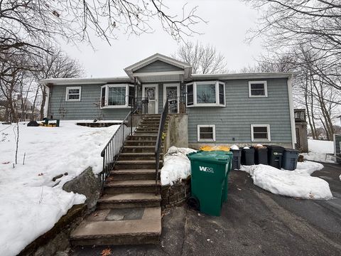 39 Jefferson Ave Woburn MA 01801