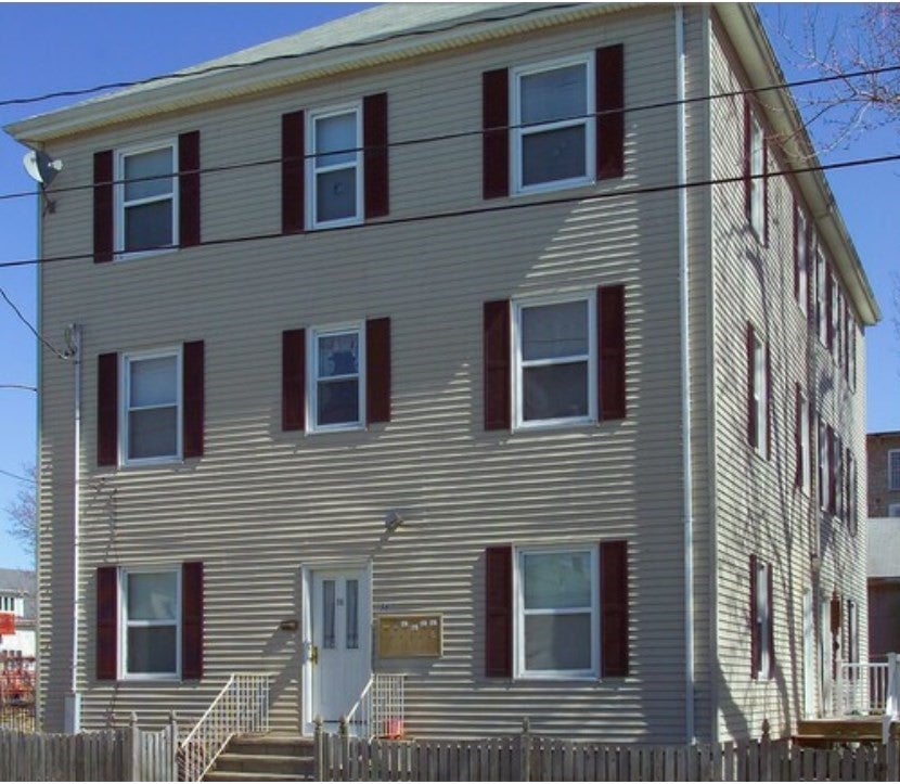 56 Tripp St 3
