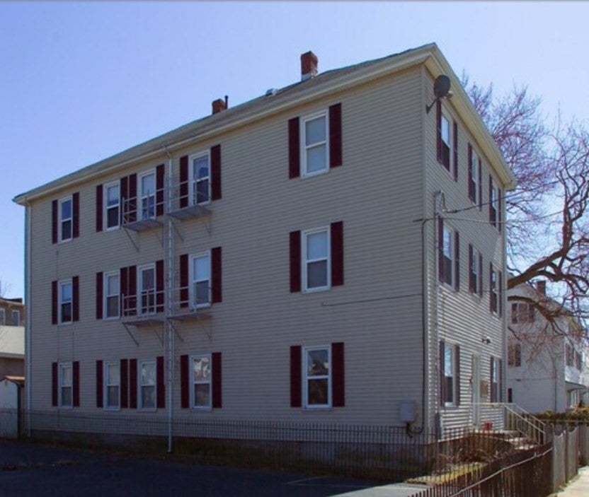 56 Tripp St 3