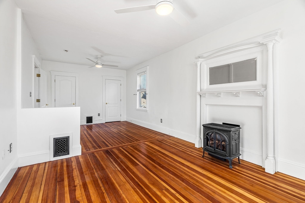 372 Adams St 2