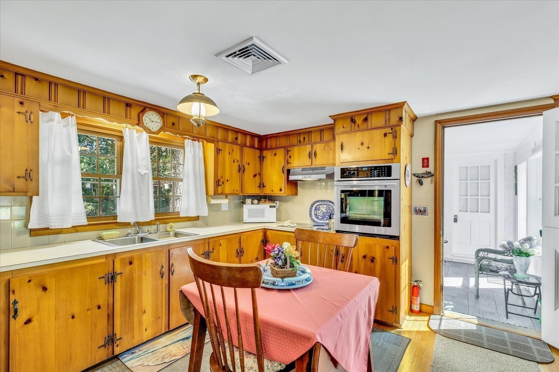 686 Queen Anne Rd, Harwich, MA Photo #12