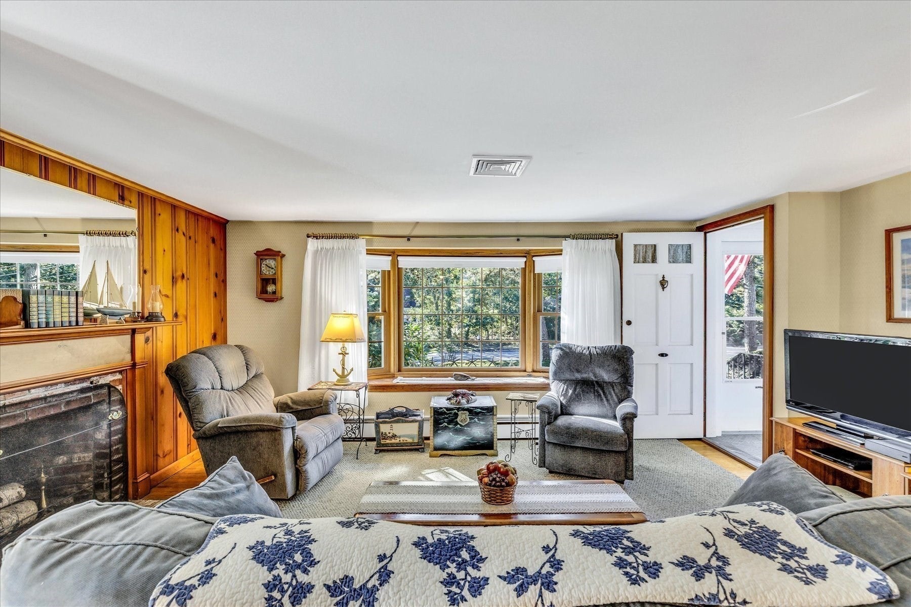 686 Queen Anne Rd, Harwich, MA Photo #9
