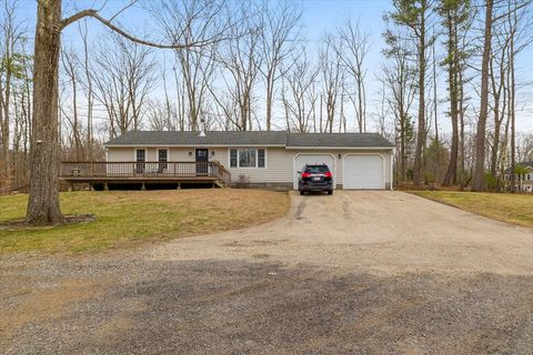 66 Campbell St Rutland MA 01543