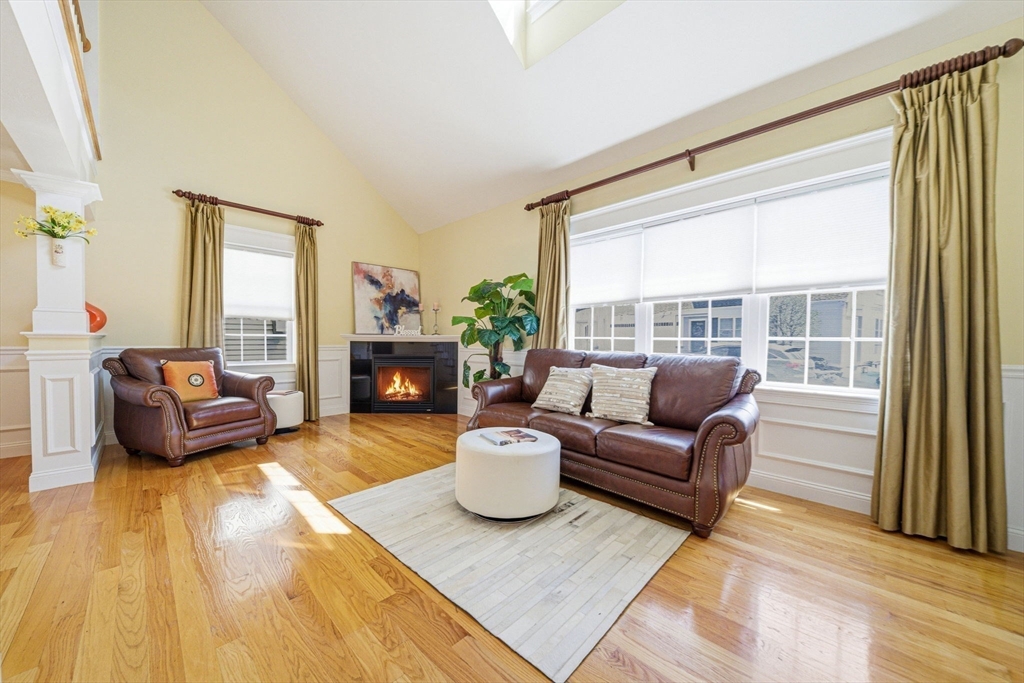 18 Ellsworth Village Rd 18