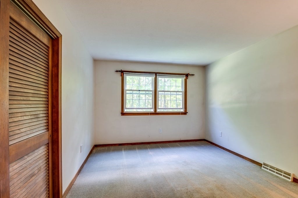 41 Oakmont Ave, Westminster, MA Photo #19