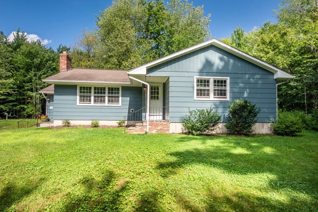 41 Oakmont Ave, Westminster, MA Photo #1