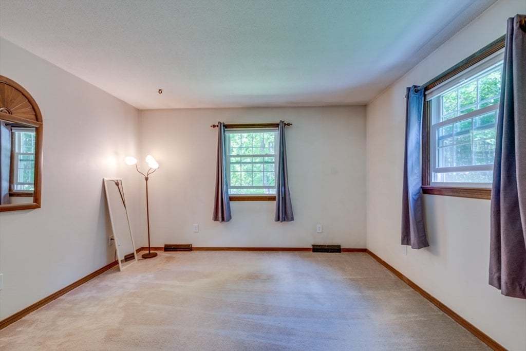 41 Oakmont Ave, Westminster, MA Photo #18