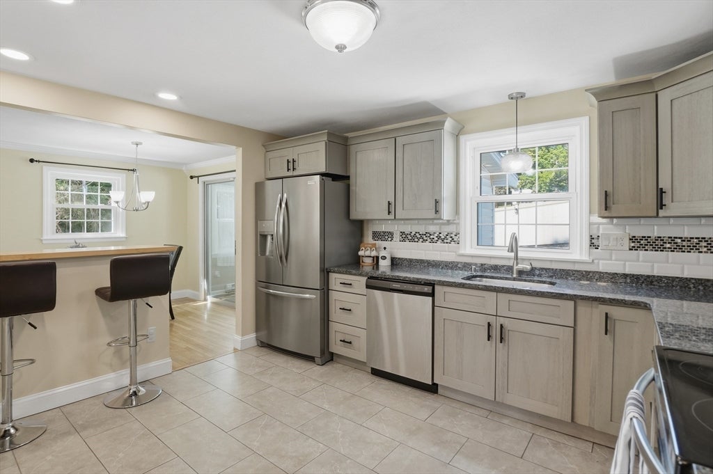 841 Grove Street Terrace, Worcester, MA, 841 Grove Street Terrace, Worcester, MA Photo #12